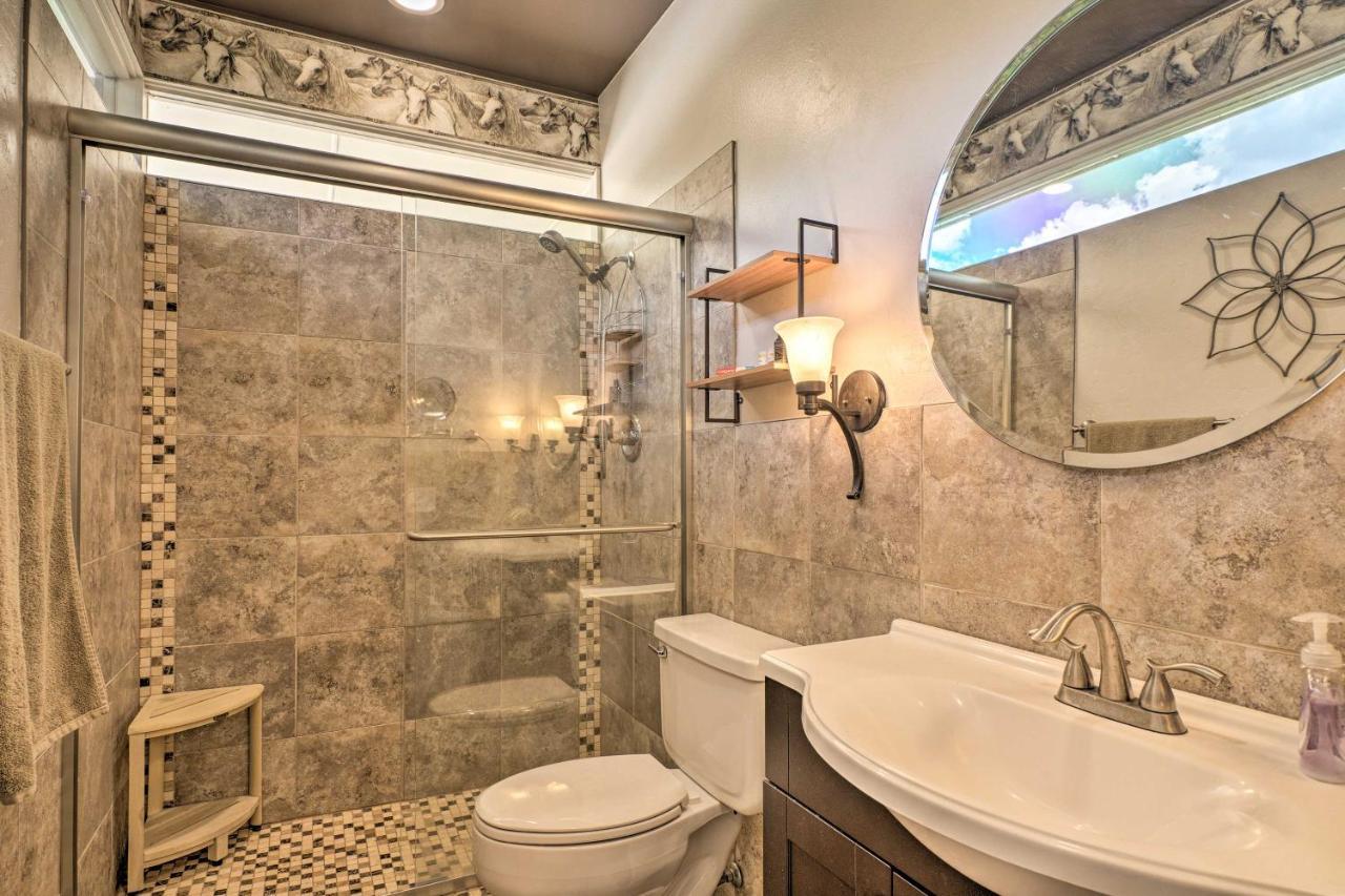 Pet-Friendly Co Springs Home With Koi Pond And Patio Colorado Springs Extérieur photo
